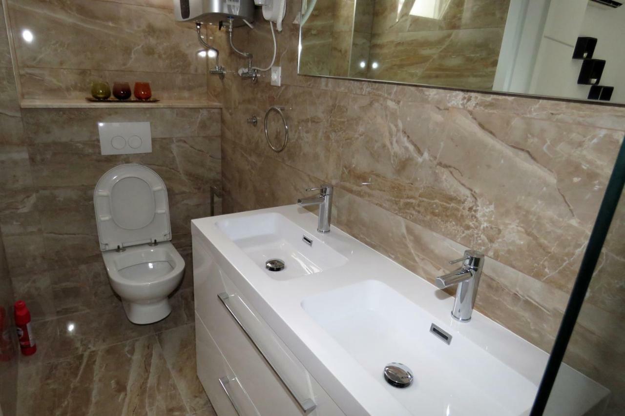 Hotel Lux Dalmatia I & R Makarská Exteriér fotografie