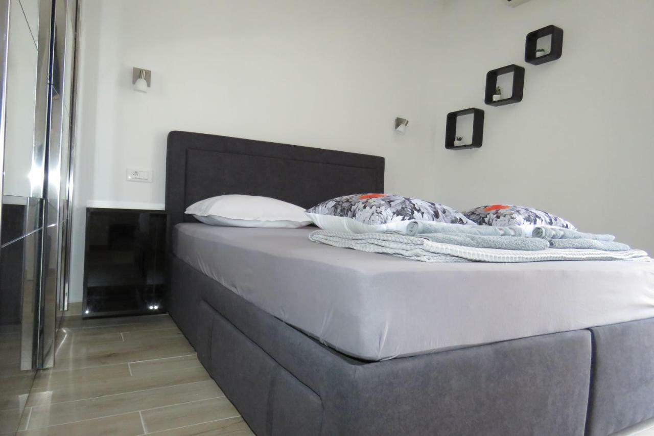 Hotel Lux Dalmatia I & R Makarská Exteriér fotografie