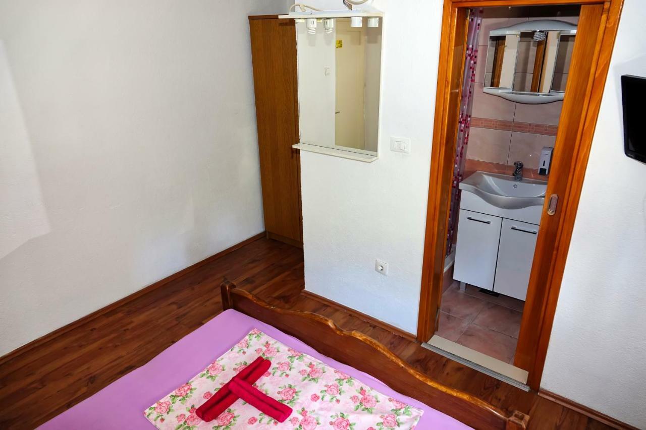 Hotel Lux Dalmatia I & R Makarská Exteriér fotografie
